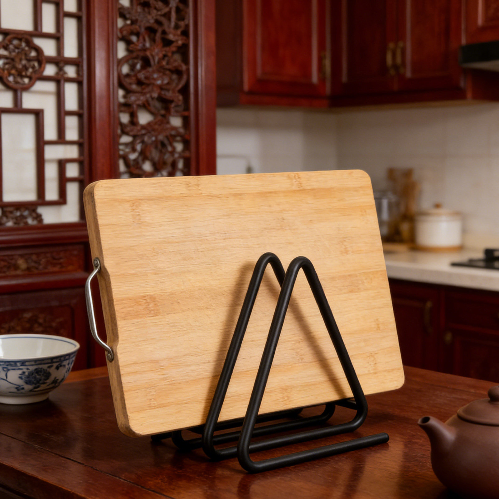 三角形のカッティングボードホルダー、黒色の金属製、滑り止め加 - Kitchen Baking Rack のレビューと価格